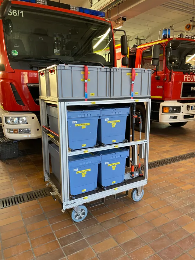 Rollwagen Gefahrgut / Dekon der Freiwilligen Feuerwehr Altenerding